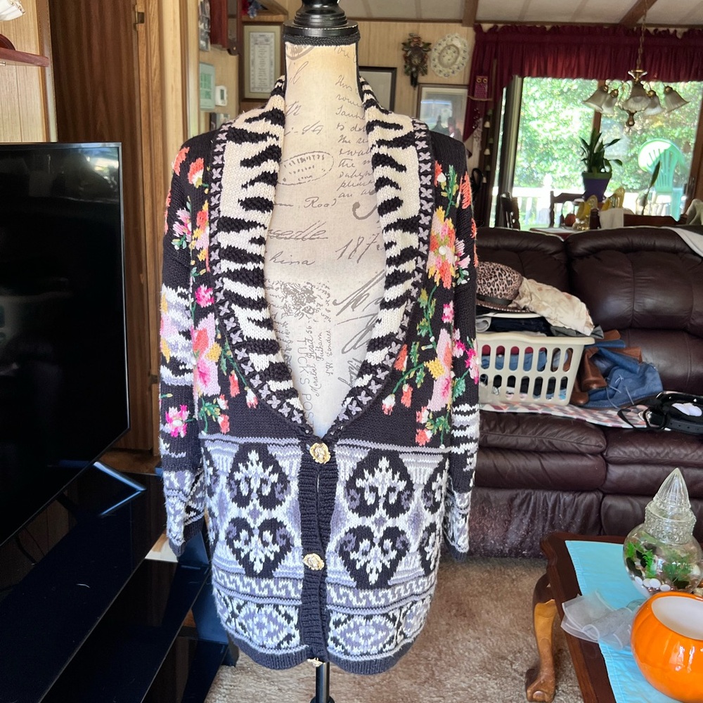 Vintage Jennifer Reed knitted by hand 90s cowl neck cardigan floral fair isle.